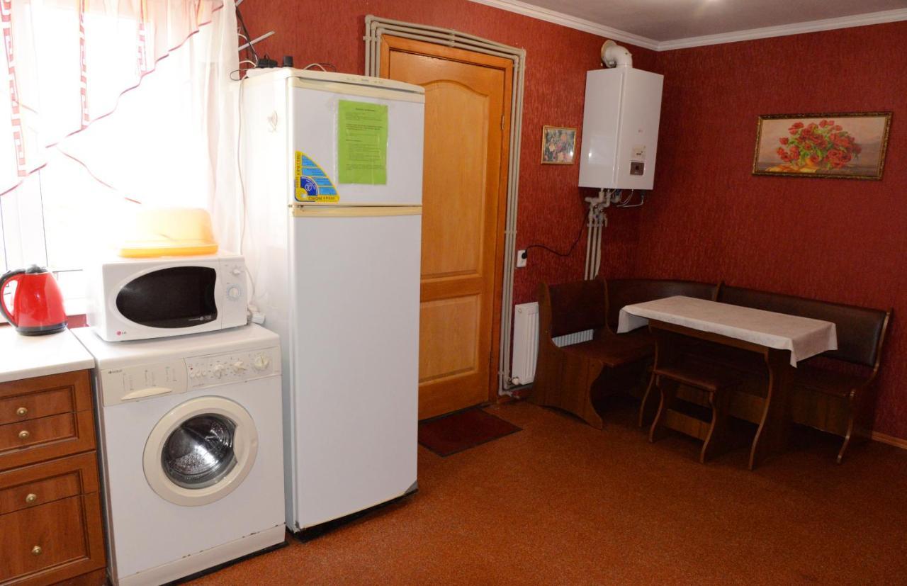 Domik Na Fontane Hotel Odessza Kültér fotó