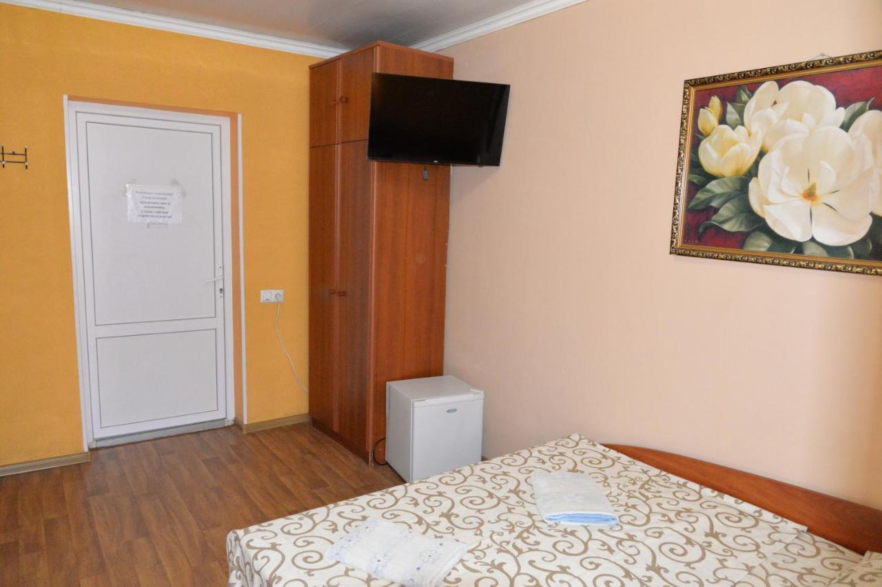 Domik Na Fontane Hotel Odessza Kültér fotó