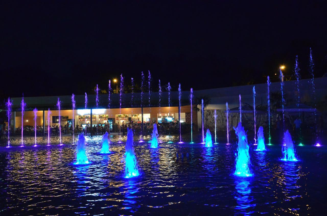 Domik Na Fontane Hotel Odessza Kültér fotó