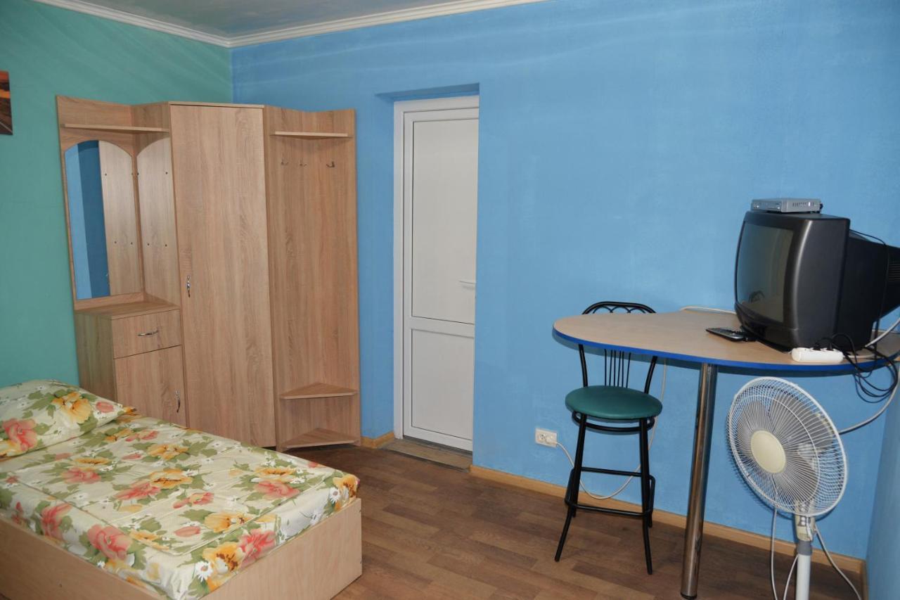 Domik Na Fontane Hotel Odessza Kültér fotó